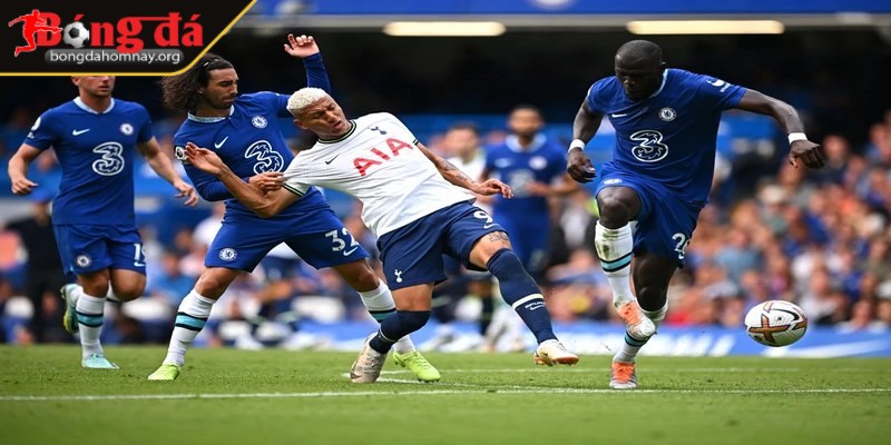 Chelsea Giành Chiến Thắng Nhọc Nhằn Trước Tottenham trong Derby London 2 Cole Palmer tiếp tục tỏa sáng – Thủ lĩnh mới của Chelsea