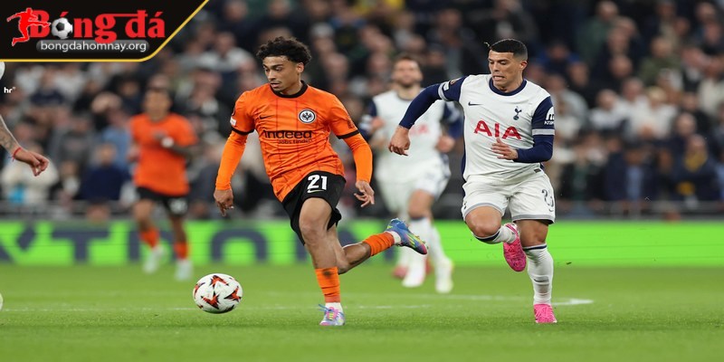 E. Frankfurt vs Tottenham (02:00 - 18/04, Europa League) – Dự đoán tỷ số: Frankfurt thắng 1-0, kèo chấp 0.5 3 Với Frankfurt, họ thường triển khai lối chơi chắc chắn