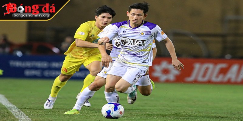 Hà Nội FC đã có chiến thắng tưng bừng trước Thanh Hóa, tiếp tục bám đuổi ngôi đầu bảng xếp hạng V.League 2024/25 3 HLV Hà Nội FC khẳng định quyết tâm đua vô địch