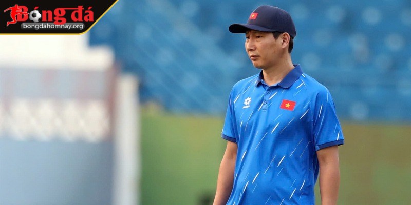 HLV Kim Sang Sik tìm kiếm thủ môn mới cho tuyển Việt Nam 2 Khả năng chơi chân và phát động tấn công