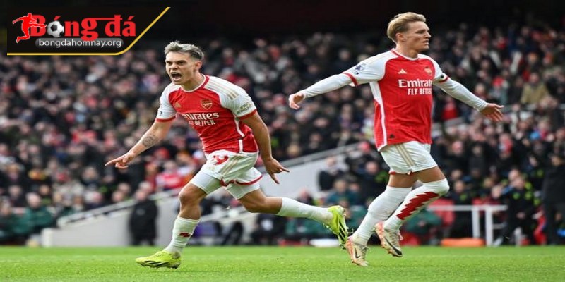 Nhận định Arsenal vs Crystal Palace (02:00 - 24/04, vòng 34 Premier League) 1 Arsenal vẫn đang nằm trong top 3 đội dẫn đầu Premier League