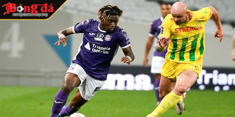 Nhận định Nantes vs Toulouse (22:15 - 27/04, vòng 31 Ligue 1) 2 Trong hiệp đầu, Nantes sẽ chủ động chơi phòng ngự chặt chẽ