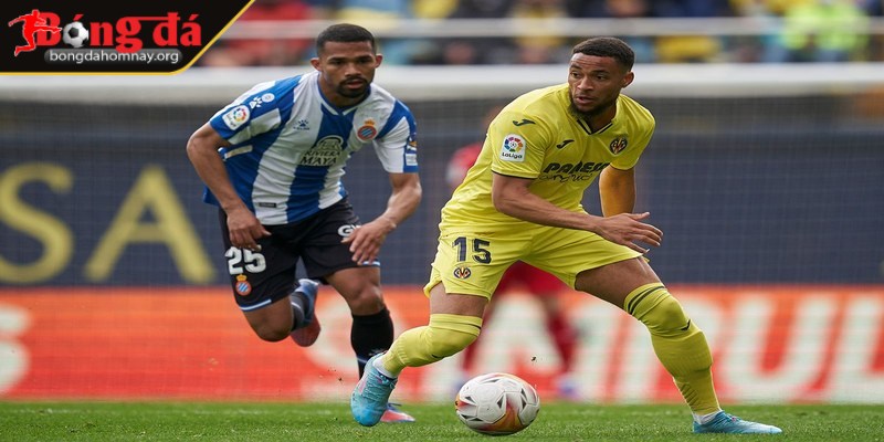 Nhận định Villarreal vs Espanyol (21:15 - 27/04, vòng 26 La Liga) 2 Hiệp 1: Villarreal chủ động tấn công, Espanyol phòng ngự chặt