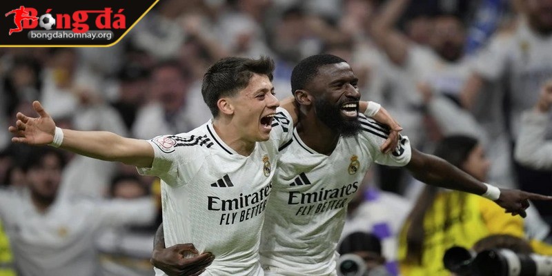 Real Madrid vượt qua Real Sociedad sau hiệp phụ, tiến vào chung kết Cúp Nhà Vua 1 Ngay từ những phút đầu, trận đấu đã diễn ra với tốc độ nhanh chóng