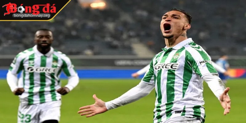 Sevilla đánh bại Real Betis 2-1, tiếp tục thách thức top 4 La Liga 3 Phong độ ổn định là yếu tố quan trọng giúp Sevilla duy trì được mục tiêu