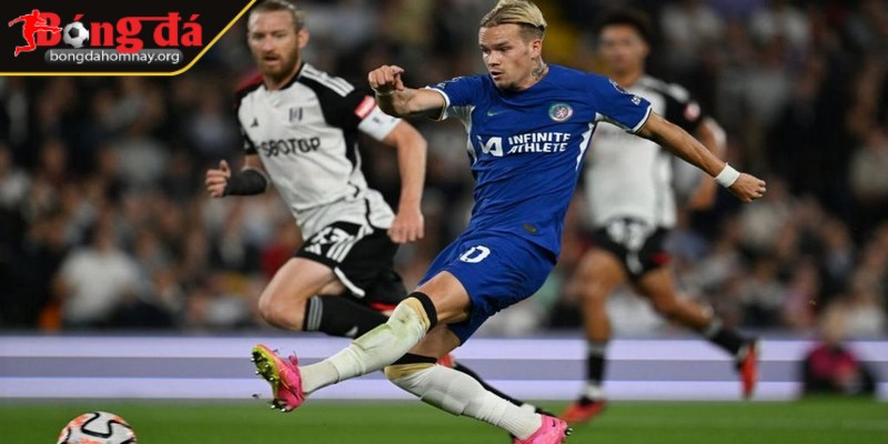 Fulham vs Chelsea (20:00 - 20/04, Premier League) - Dự đoán tỷ số: Chelsea thắng 2-1 với kèo chấp 0.5 1 Fulham hiện đang đứng ở vị trí giữa bảng xếp hạng với 38 điểm