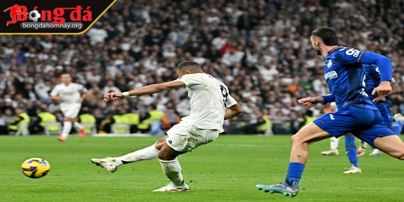 Soi kèo Getafe vs Real Madrid (02:30 - 24/04, La Liga) - Kền kền trắng quyết tâm giành trọn 3 điểm 2 Lịch sử đối đầu luôn nghiêng về phía đội bóng Hoàng gia Real Madrid