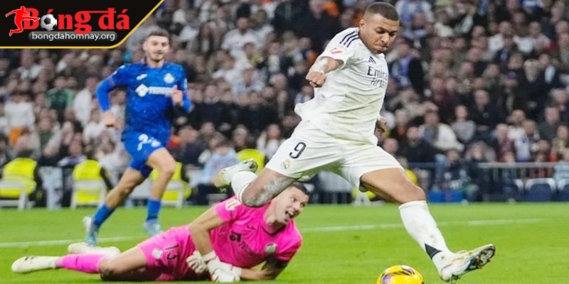 Soi kèo Getafe vs Real Madrid (02:30 - 24/04, La Liga) - Kền kền trắng quyết tâm giành trọn 3 điểm 1 Trận đấu giữa Getafe vs Real Madrid mang ý nghĩa vô cùng quan trọng