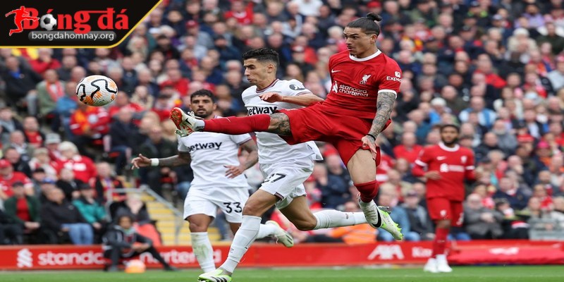 Liverpool vs West Ham (20:00 - 13/04, Premier League) - Soi kèo Liverpool vs West Ham: Liverpool có cơ hội giành 3 điểm trọn vẹn trước West Ham 2 Trận đấu sẽ bắt đầu với thế trận tấn công mạnh mẽ từ Liverpool