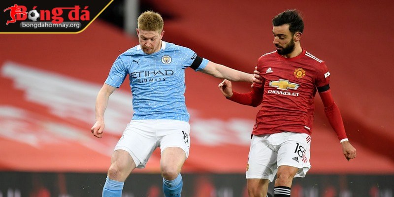 Soi kèo Man United vs Man City (22:30 - 06/04, Premier League) – Derby rực lửa tại Old Trafford 2 Trận derby Manchester luôn mang lại tính căng thẳng và kịch tính