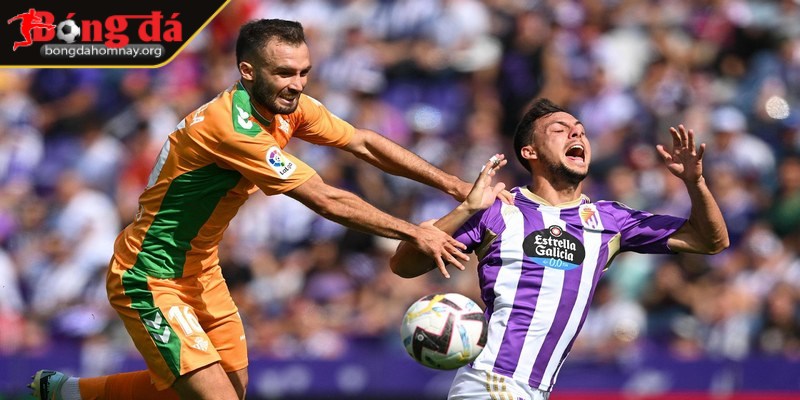 Soi kèo Real Betis vs Valladolid (02:30 - 25/04, La Liga) - Betis gặp đối thủ dễ chơi, cơ hội giành trọn 3 điểm 1 Real Betis đang có phong độ khá ổn định trên sân nhà của mình