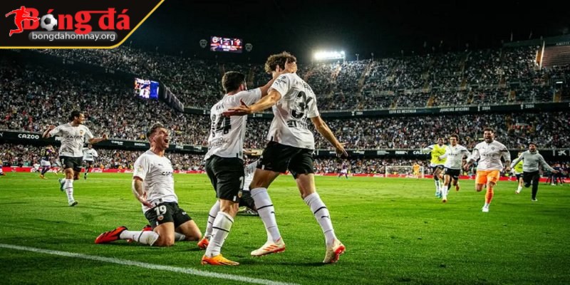 Soi kèo Valencia vs Espanyol (00:00 - 23/04, La Liga) - Espanyol liệu có gây bất ngờ trước Bầy dơi đang hồi sinh? 3 Trận đấu giữa Valencia và Espanyol dự đoán không có nhiều bàn thắng