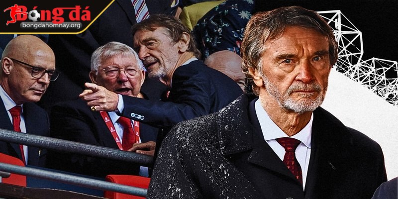 Manchester United: CLB đang tiến hành cắt giảm nhân sự quy mô lớn, hơn 200 nhân viên, bao gồm các lãnh đạo cấp cao, có thể mất việc trong đợt thanh lọc này 3 Tái cấu trúc về đội ngũ và chiến lược phát triển